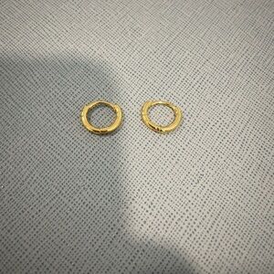 Gold plated huggie hoops pair 10mm